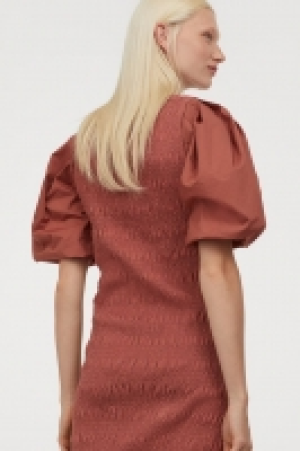Kleid mit Ballonärmeln CHF 23.95