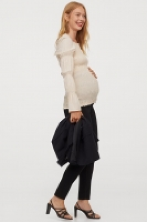 MAMA Gesmokte Bluse CHF 31.95
