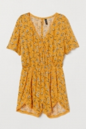 Jumpsuit mit V-Ausschnitt CHF 20.95