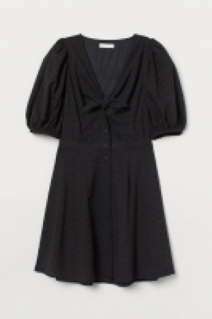 Kleid mit Broderie Anglaise CHF 31.95
