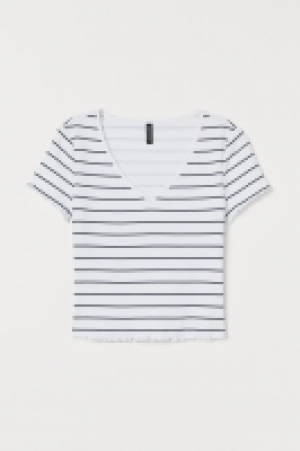 T-Shirt mit V-Ausschnitt CHF 5.95