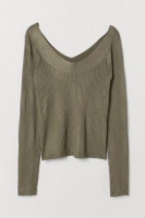 Pullover mit V-Ausschnitt CHF 9.95