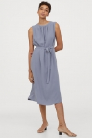 Kleid mit Bindebändern CHF 36.95