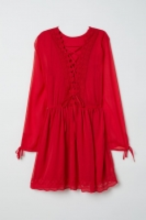 Chiffonkleid mit Spitze CHF 29.95