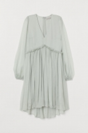 Chiffonkleid mit V-Ausschnitt CHF 23.95