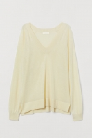 Pullover mit V-Ausschnitt CHF 8.95