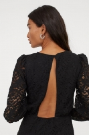 HM  Spitzenkleid mit Puffärmeln