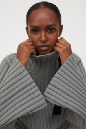 Wollpullover mit Rollkragen CHF 47.95
