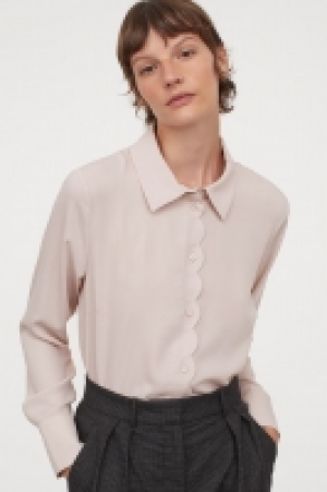 Bluse mit Wellenkante CHF 14.95