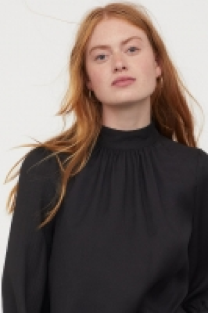 Weite Bluse CHF 9.95