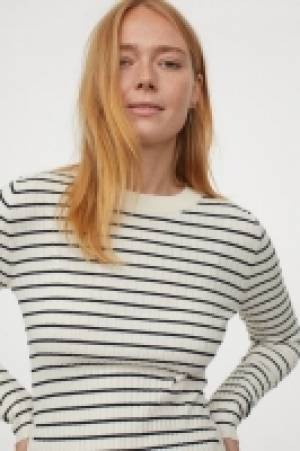 MAMA Gerippter Pullover CHF 17.95