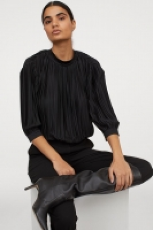 HM  Gefälteltes Shirt