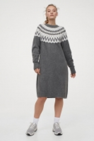 Kleid aus Jacquardstrick CHF 24.95