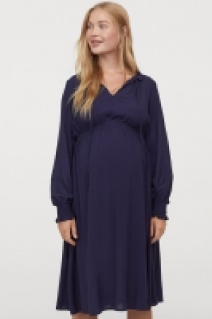 MAMA Kleid mit Volantkragen CHF 24.95