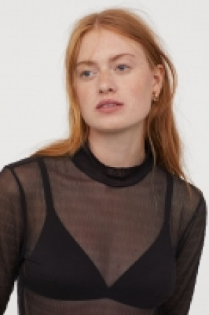 HM  Geripptes Turtleneck-Shirt