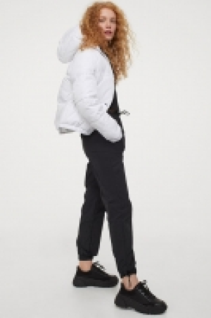 Puffer Jacket mit Kapuze CHF 37.95