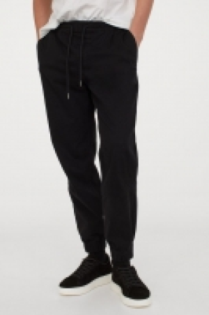 Joggers aus Baumwolltwill CHF 24.95