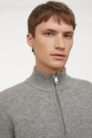 Wollpullover mit Kragen CHF 39.95