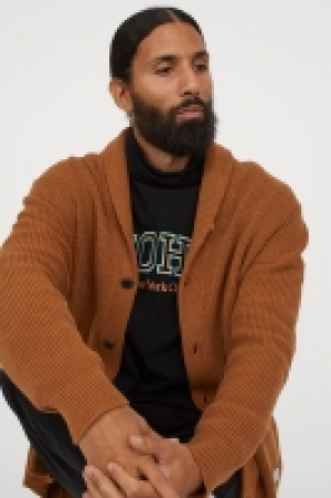 Cardigan mit Schalkragen CHF 34.95