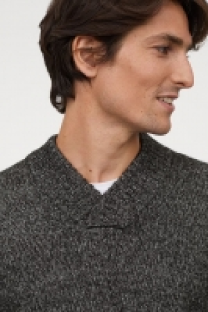 Pullover mit Schalkragen CHF 27.95