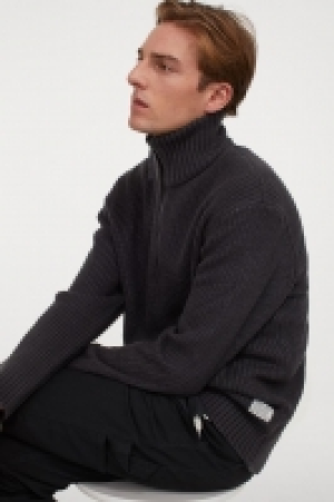 Pullover mit Reissverschluss CHF 19.95