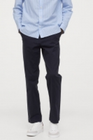 Baumwollchino Regular Fit CHF 17.95