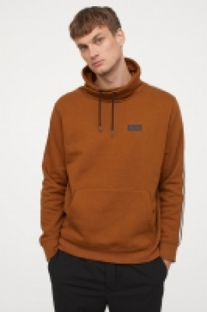 Sweatshirt mit Tunnelkragen CHF 24.95