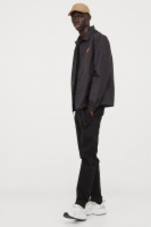 Wasserabweisende Windjacke CHF 19.95
