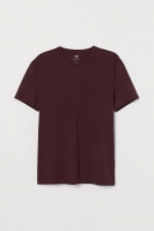 V-Shirt Slim Fit CHF 9.95