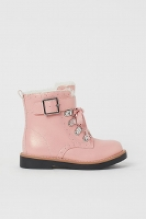 HM  Boots mit Teddyfutter