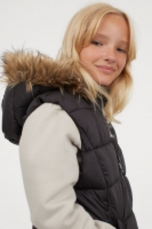 Puffer-Gilet mit Kapuze CHF 24.95