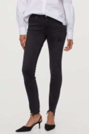 Super Skinny Low Ankle Jeans CHF 24.95