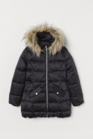 Daunenjacke mit Kapuze CHF 48.95
