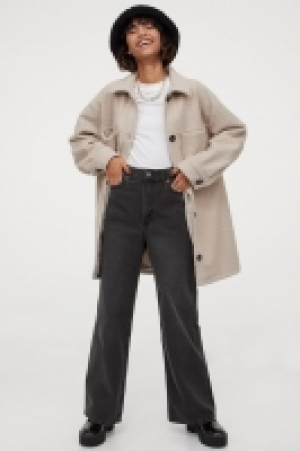 Oversized Shacket CHF 39.95