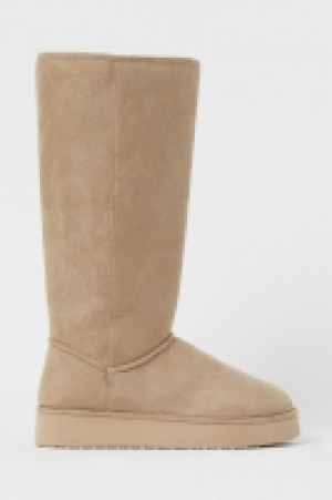 Stiefel mit Teddyfutter CHF 19.95