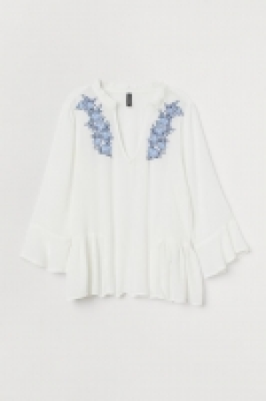 Bluse mit Stickerei CHF 9.95