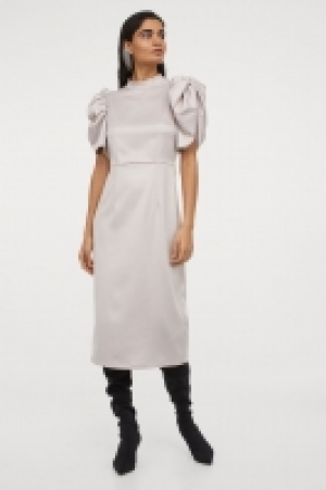 Satinkleid mit Puffärmeln CHF 24.95