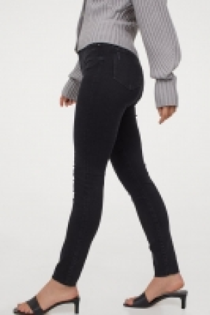 Shaping High Jeans CHF 39.95