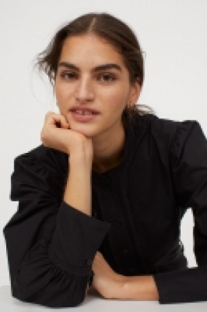 Bluse mit Stickereien CHF 19.95