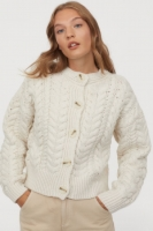 Cardigan mit Zopfmuster CHF 25.95