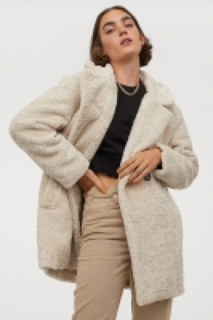 Faux-fur-Mantel CHF 39.95