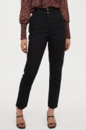 Tapered High Ankle Jeans CHF 19.95