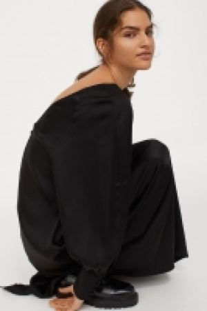 Kleid mit Knopfleiste CHF 27.95