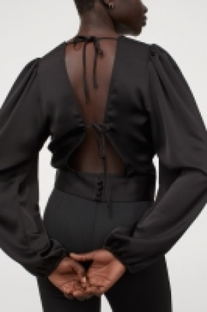 Rückenfreie Bluse CHF 9.95