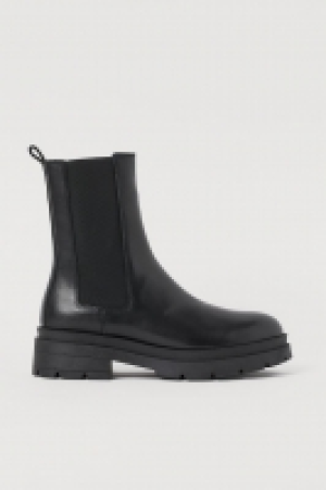 Chelseaboots aus Leder CHF 49.95