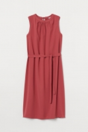 Kleid mit Bindebändern CHF 30.95