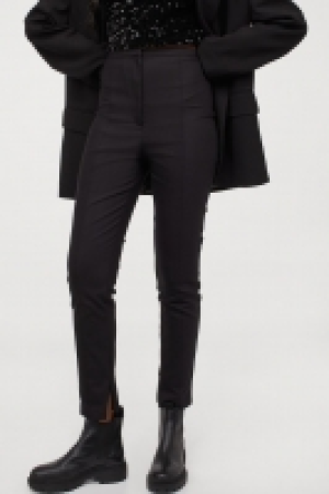 Hose Slim Fit CHF 24.95