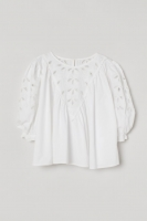 Bluse mit Stickereien CHF 20.95