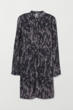 Kleid mit Knotendetail CHF 10.95