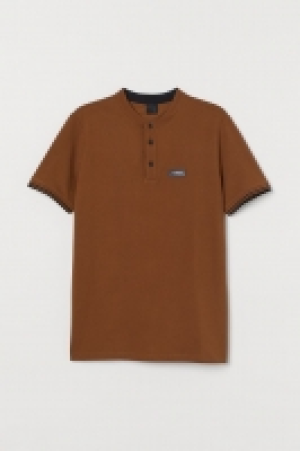 HM  Poloshirt mit Stehkragen